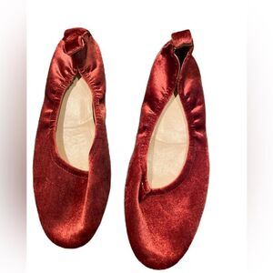 #328 NINE WEST The Velvet Ballet Flat